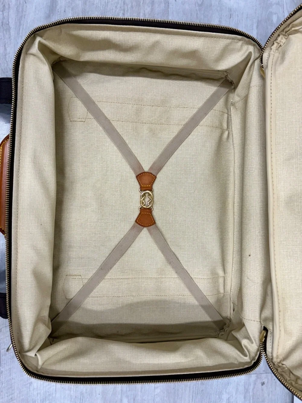 Vintage Authentic Louis Vuitton Monogram Satellite 53 Suitcase Travel Bag